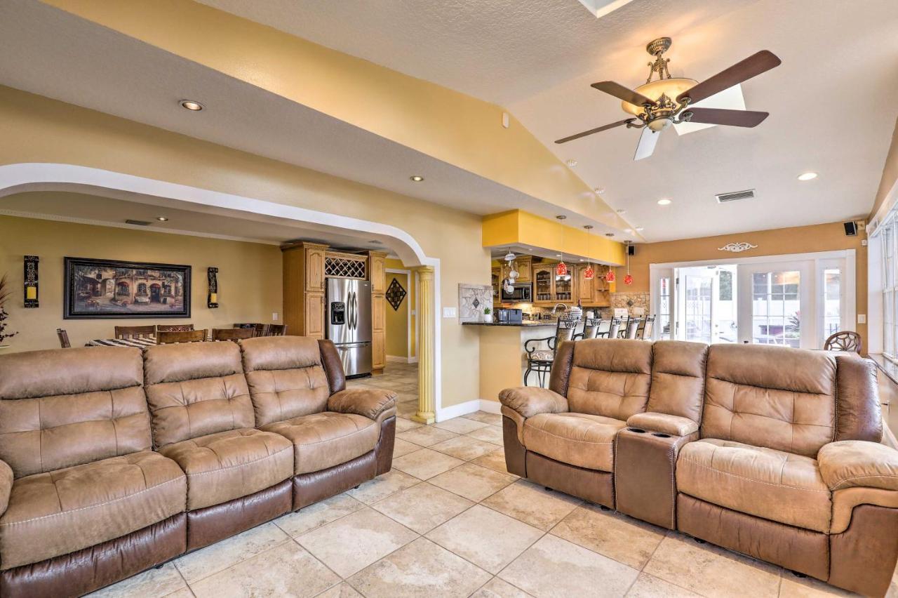 Cozy Home In Heart Of Tampa With Lanai And Pool! Kültér fotó