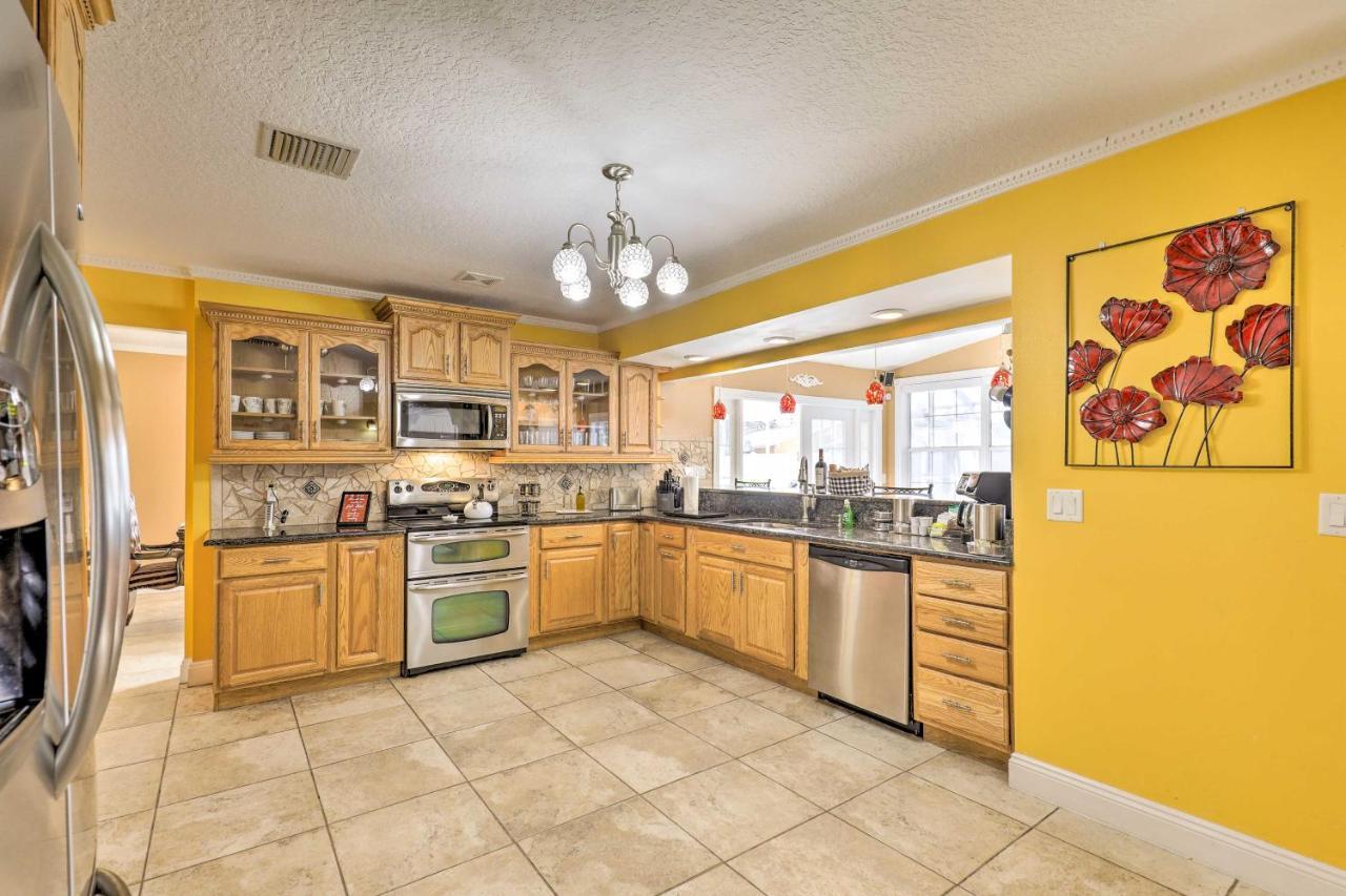 Cozy Home In Heart Of Tampa With Lanai And Pool! Kültér fotó