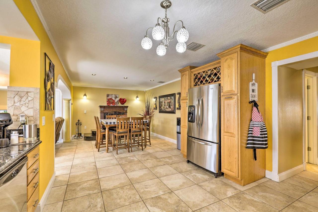 Cozy Home In Heart Of Tampa With Lanai And Pool! Kültér fotó